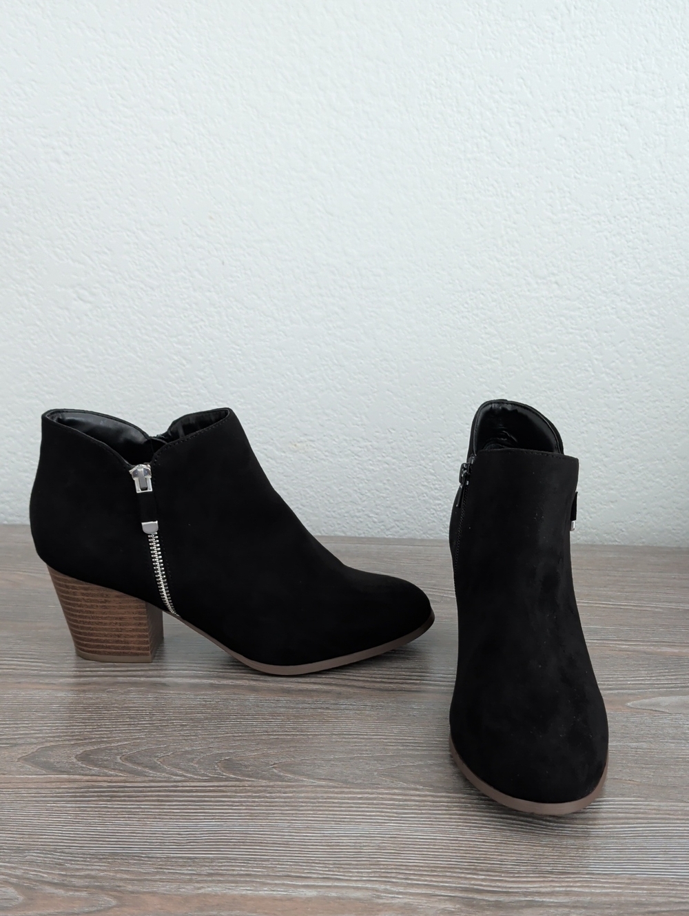 New Style & Co Women's Masrinaa Ankle Booties, Black Microsuede Size 9.5